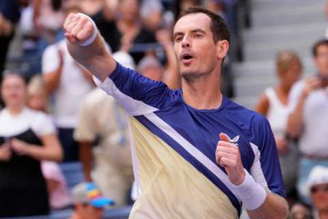 Andy Murray through to US Open 3rd round for first time in SIX YEARS after beating wildcard Nava but now it gets tougher