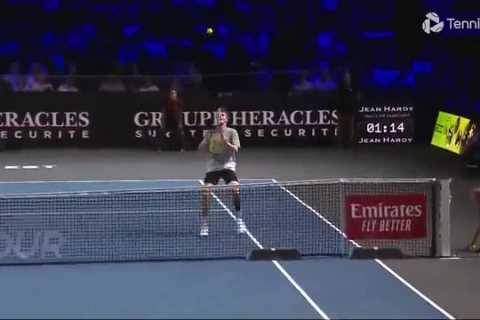 ‘Instant karma’ – Fans all say same thing as Bublik slammed for playing ‘idiot’ tennis shot with HANDLE in final loss