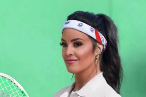 World’s sexiest tennis influencer Rachel Stuhlmann poses as lookalike legend Sabatini in stunning Halloween outfit