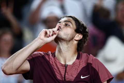 Fans loving ‘iconic’ Morgan Riddle as Taylor Fritz’s stunning girlfriend thrives in villain role amid French Open booing