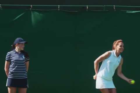 Awkward moment ball girl tells Kate Middleton she has broken Wimbledon protocol during session with Roger Federer
