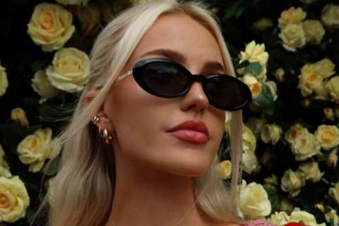 ‘Obsessed’ fans call Taylor Fritz’s stunning Wag Morgan Riddle the ‘tennis queen’ as she models new Wimbledon jewellery