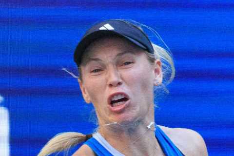 Caroline Wozniacki Rocks Blue Bodysuit at US Open