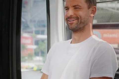 Grigor Dimitrov's Awkward Fan Encounter Brings Up Past Romance
