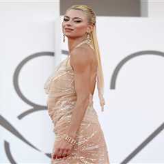 That Tennis Player Who Vanished? She's Back and Looking Incredible